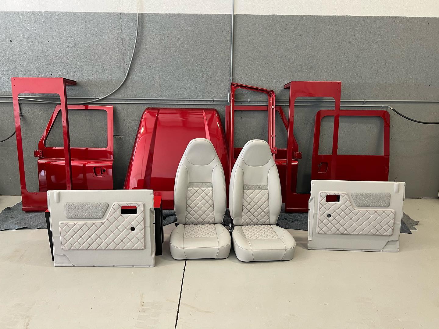 1985 Land Rover Defender 90 - Build 0