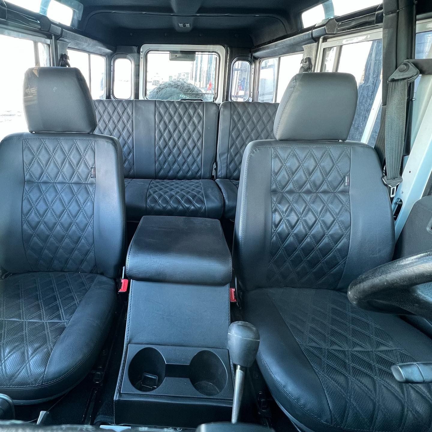 2003 Land Rover Defender 110 - 10